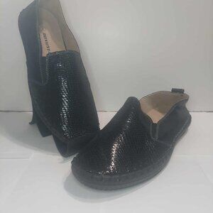 Black Textured Women's Loafers